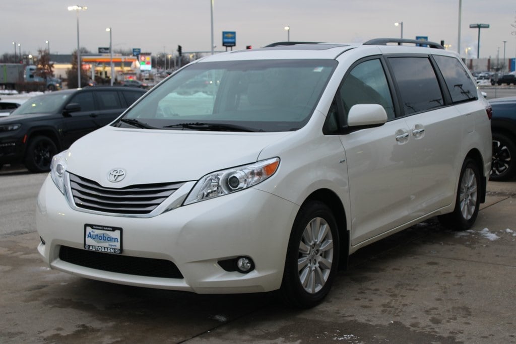 Used 2017 Toyota Sienna XLE 7 Passenger Minivan/Van