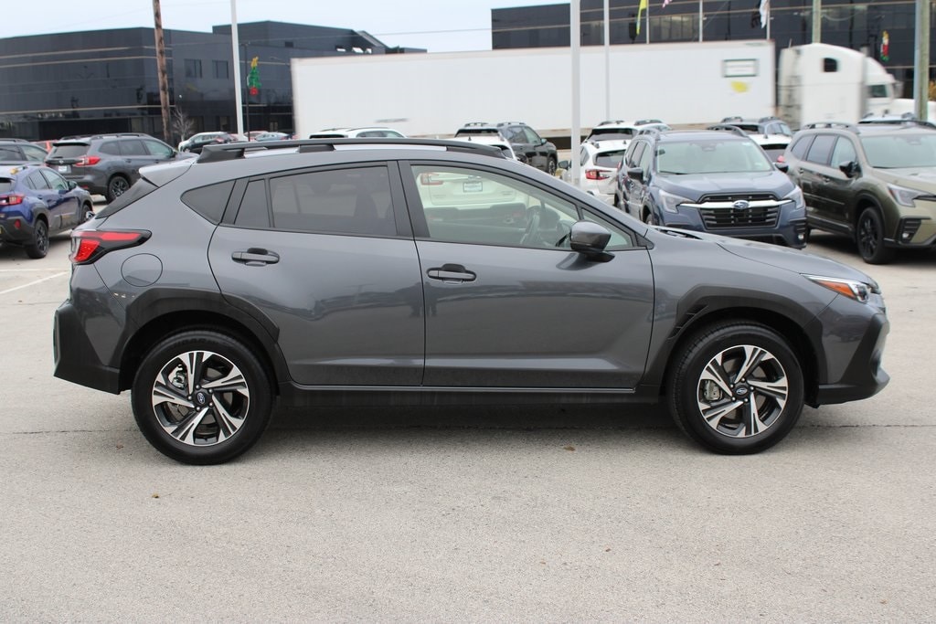 2024 Subaru Crosstrek Premium photo 4