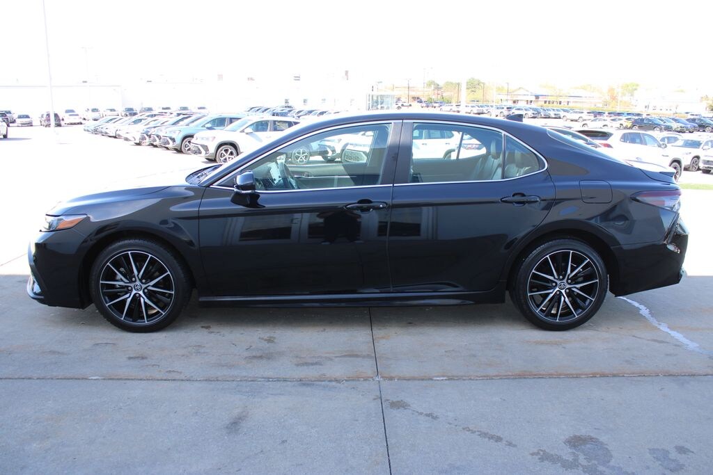 Used 2024 Toyota Camry SE Sedan
