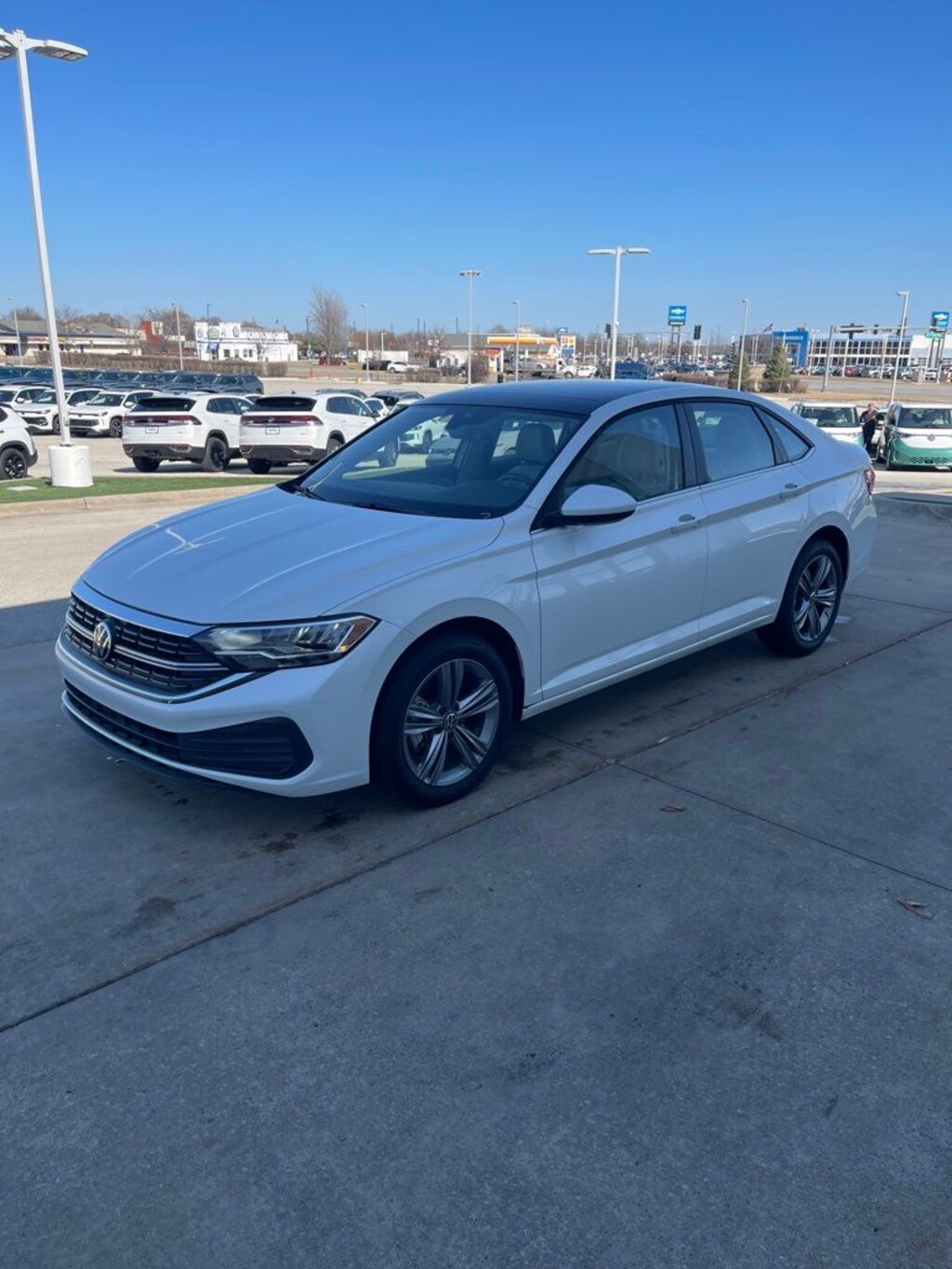 Certified 2024 Volkswagen Jetta 1.5T SE Sedan