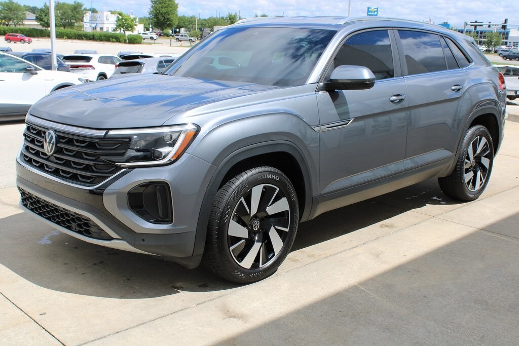 Certified 2024 Volkswagen Atlas Cross Sport 2.0T SE w/Technology SUV