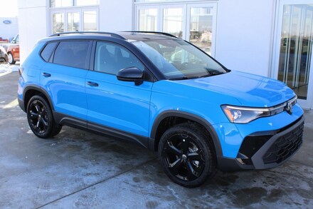 2025 Volkswagen Taos 1.5T SE Black SUV