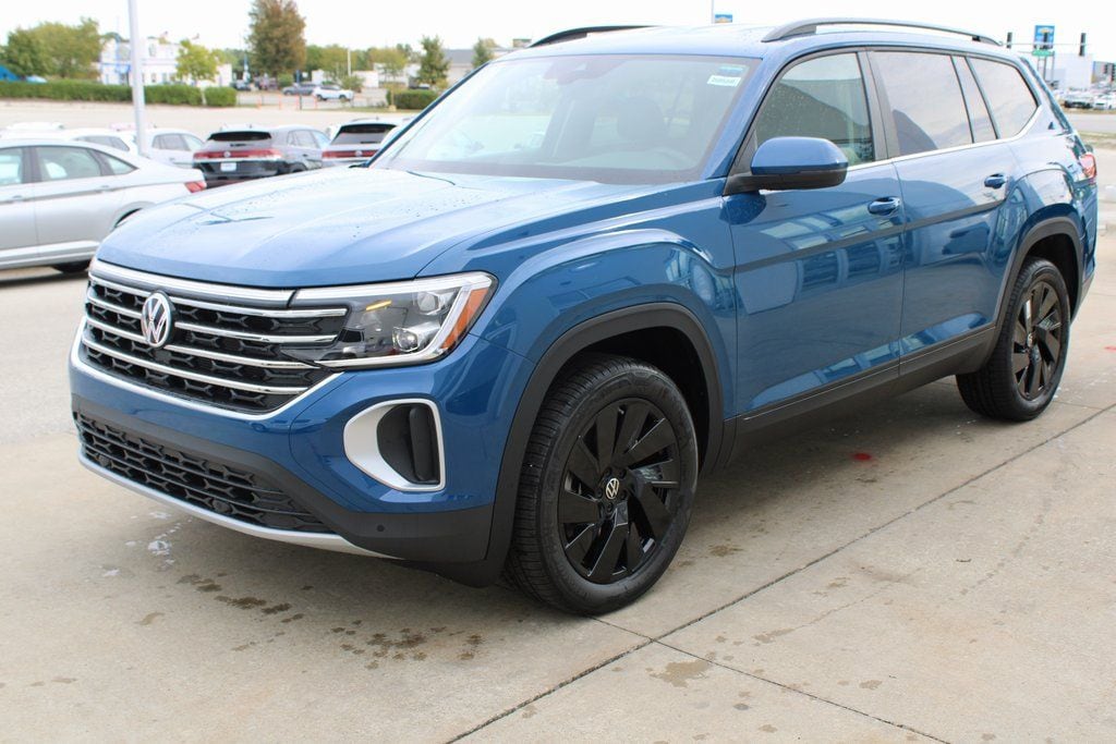 New 2026 Volkswagen Atlas 2.0T SE w/Technology SUV