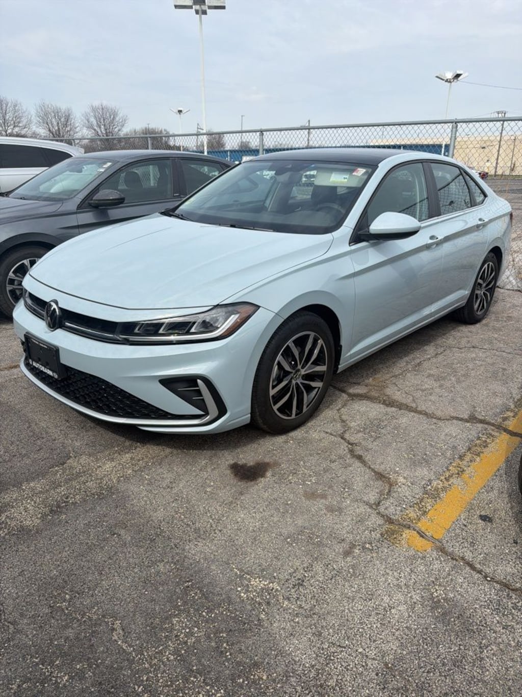 Certified 2025 Volkswagen Jetta 1.5T SE Sedan