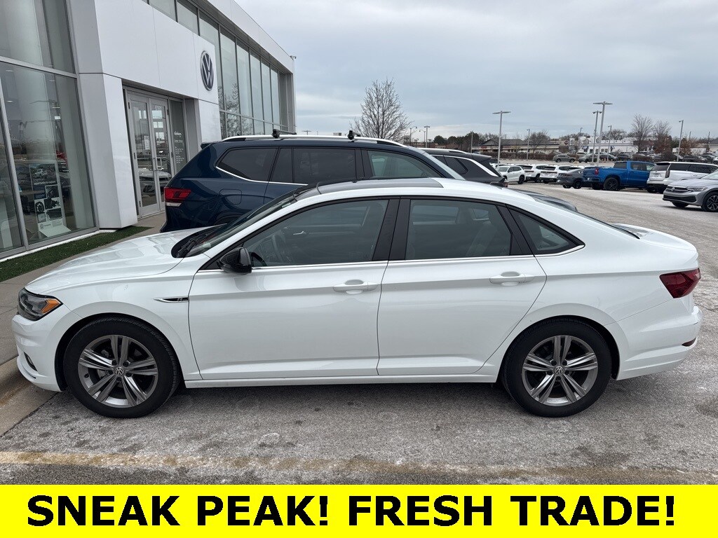 Certified 2021 Volkswagen Jetta 1.4T R-Line Sedan
