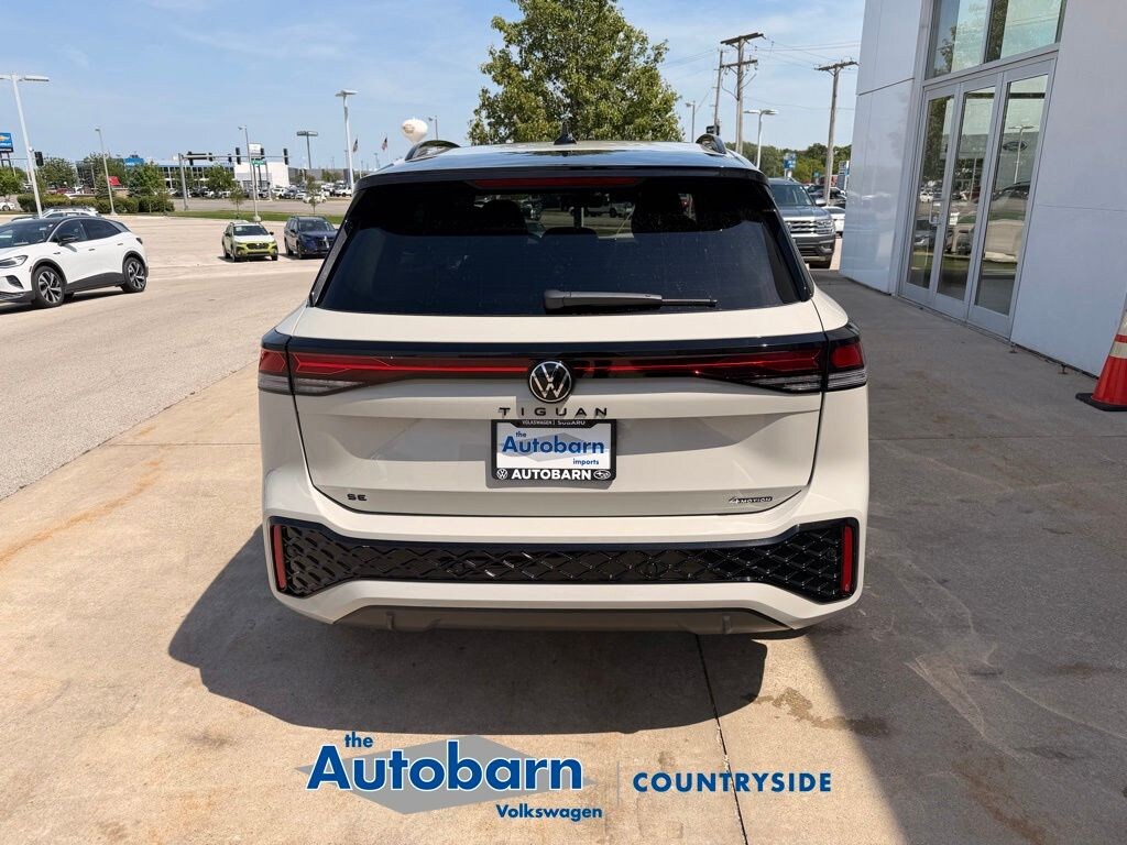 New 2026 Volkswagen Tiguan 2.0T SE R-Line Black SUV