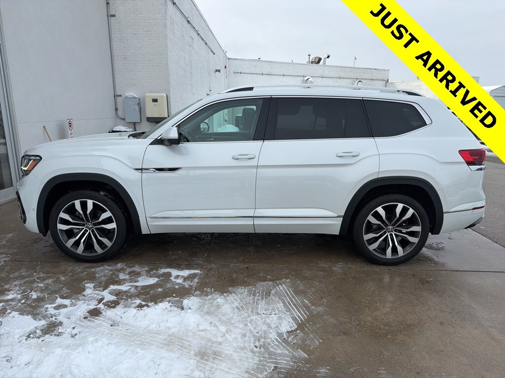 Certified 2023 Volkswagen Atlas 3.6L V6 SEL Premium R-Line SUV