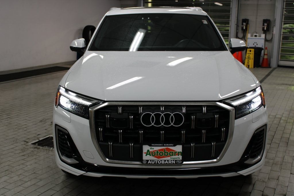 Used 2025 Audi Q7 45 Premium SUV