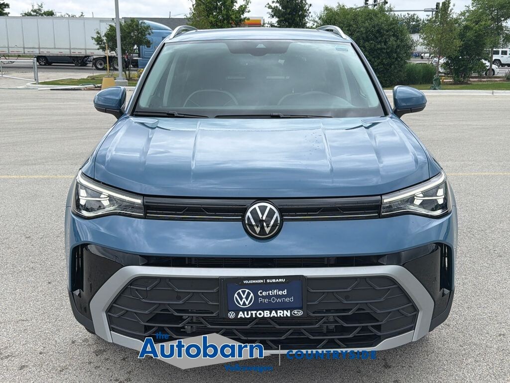 Certified 2025 Volkswagen Taos 1.5T SE SUV