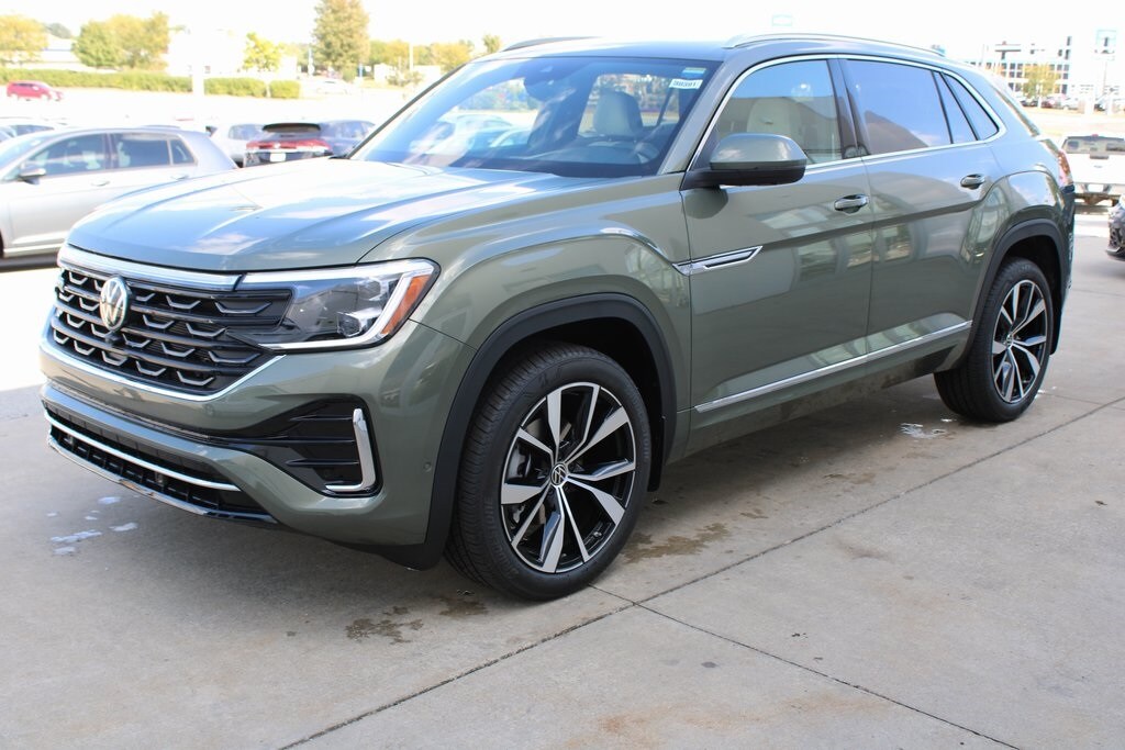 New 2026 Volkswagen Atlas Cross Sport 2.0T SEL Premium R-Line SUV