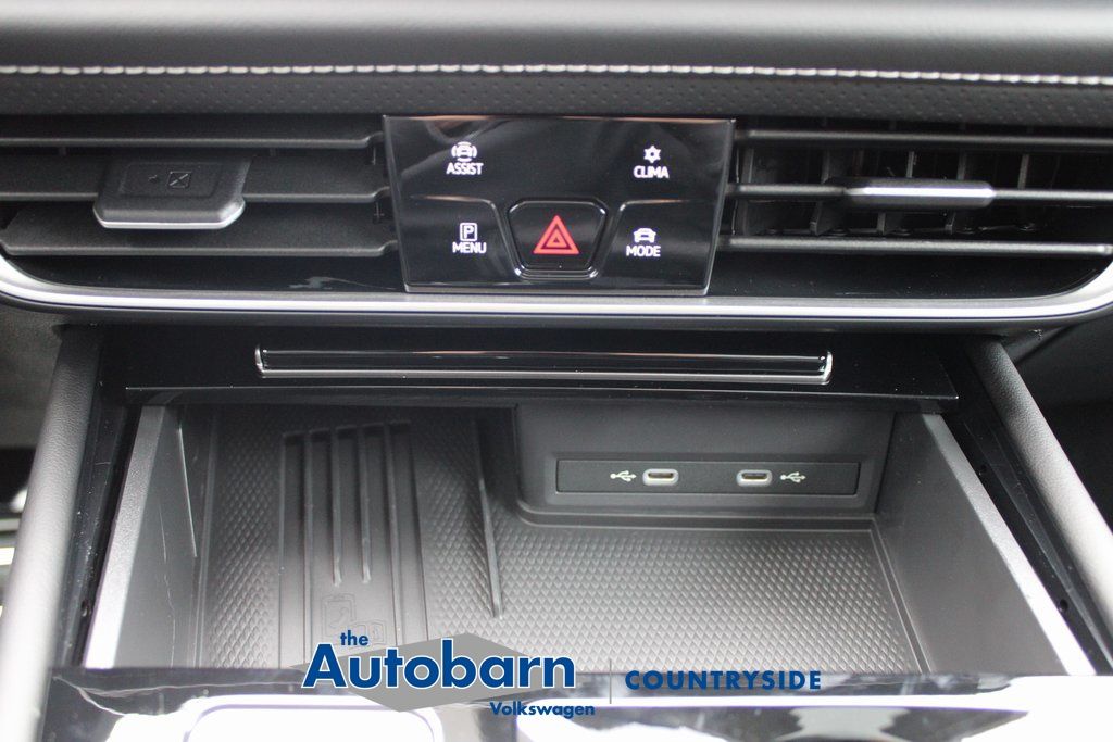 2026 Volkswagen Atlas SEL Premium R-Line - Photo 17