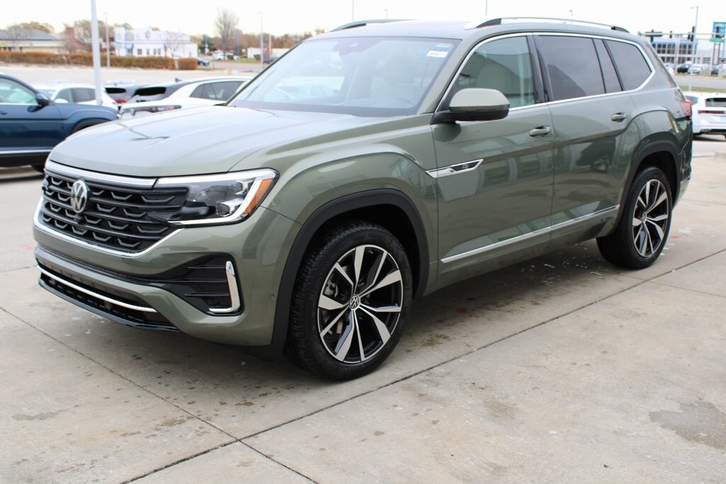 New 2026 Volkswagen Atlas 2.0T SEL Premium R-Line SUV