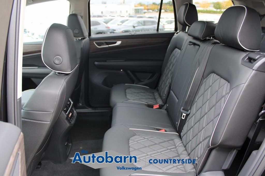 2026 Volkswagen Atlas SEL Premium R-Line - Photo 21