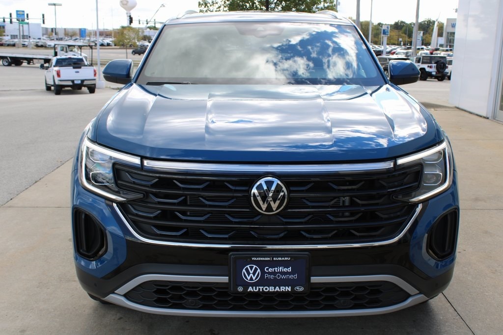 Certified 2025 Volkswagen Atlas Cross Sport 2.0T SE w/Technology SUV