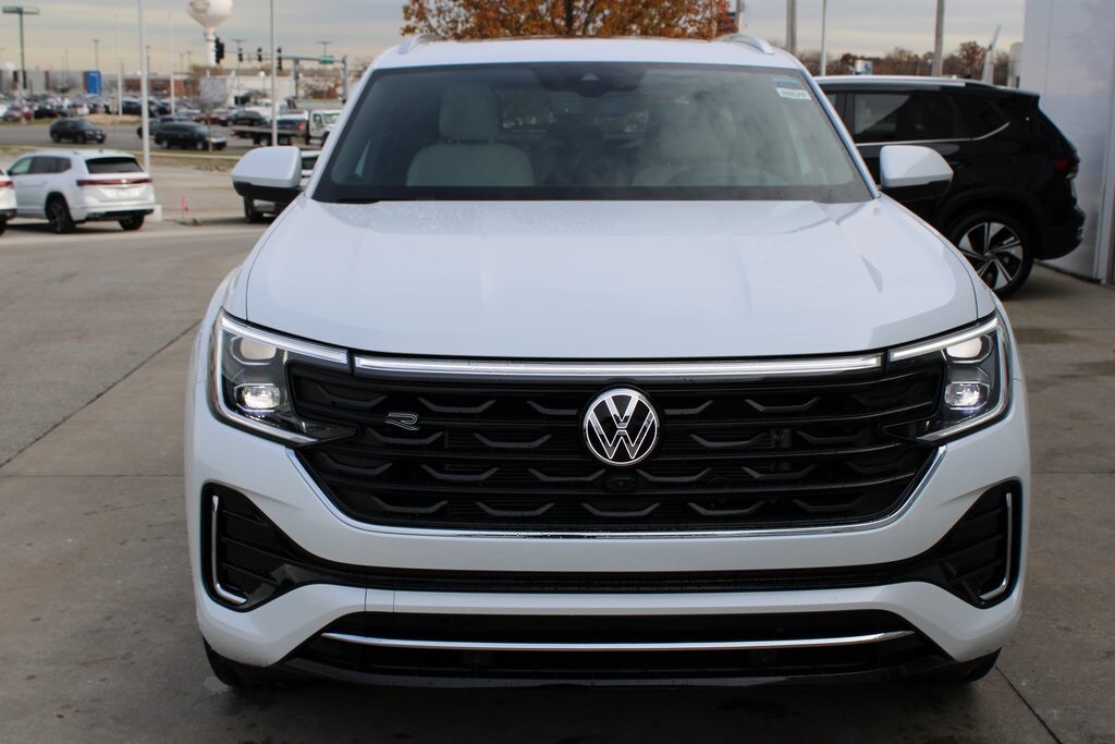 New 2026 Volkswagen Atlas Cross Sport 2.0T SEL Premium R-Line SUV