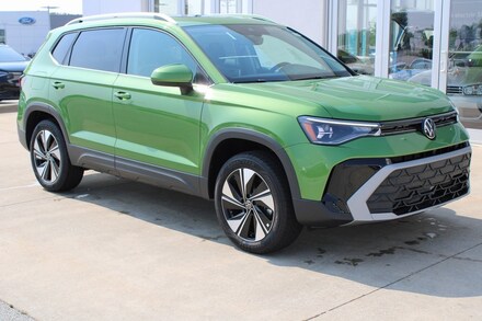 2025 Volkswagen Taos 1.5T SE SUV