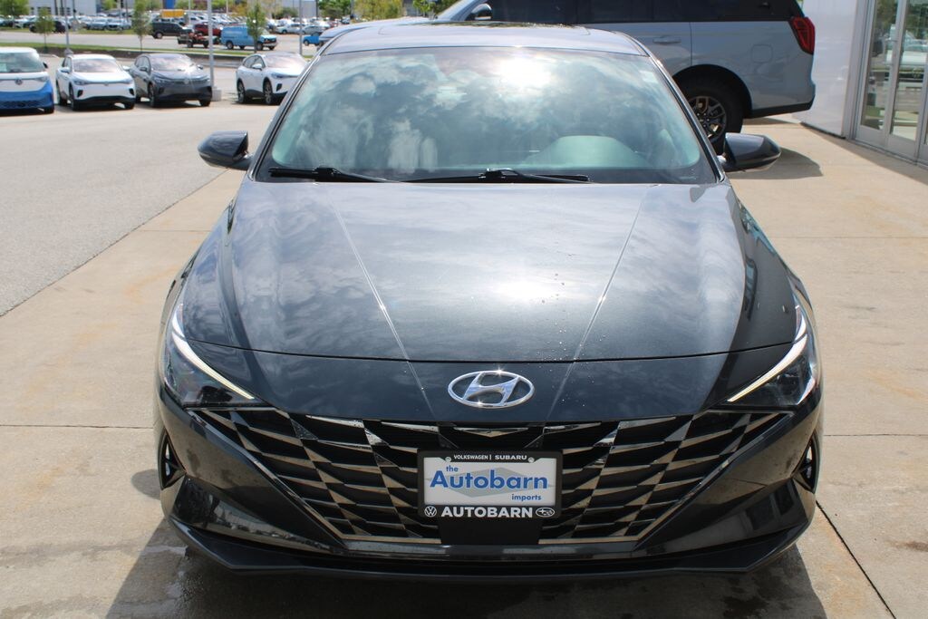 Used 2023 Hyundai Elantra Limited Sedan
