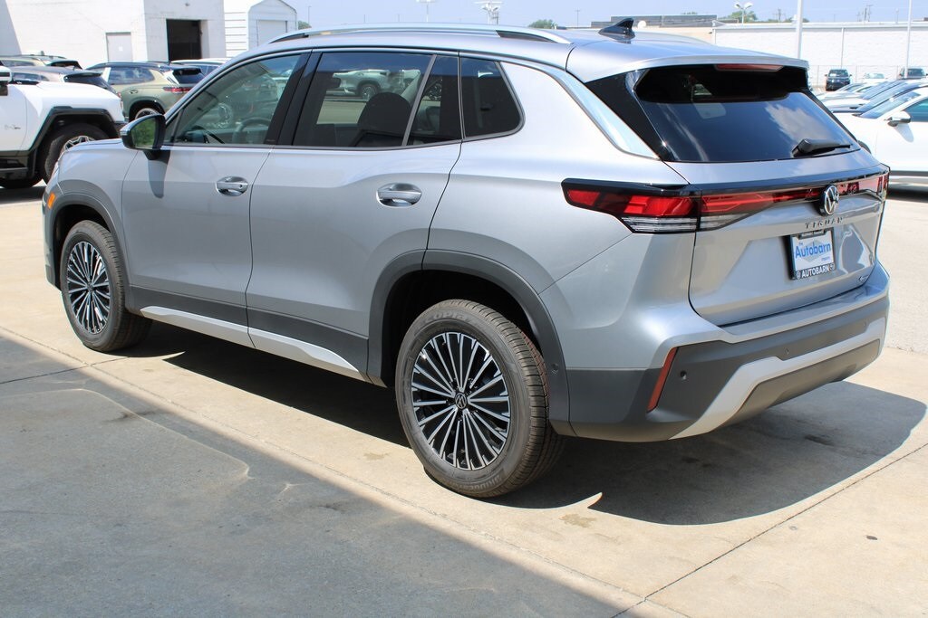 2025 Volkswagen Tiguan S photo 4