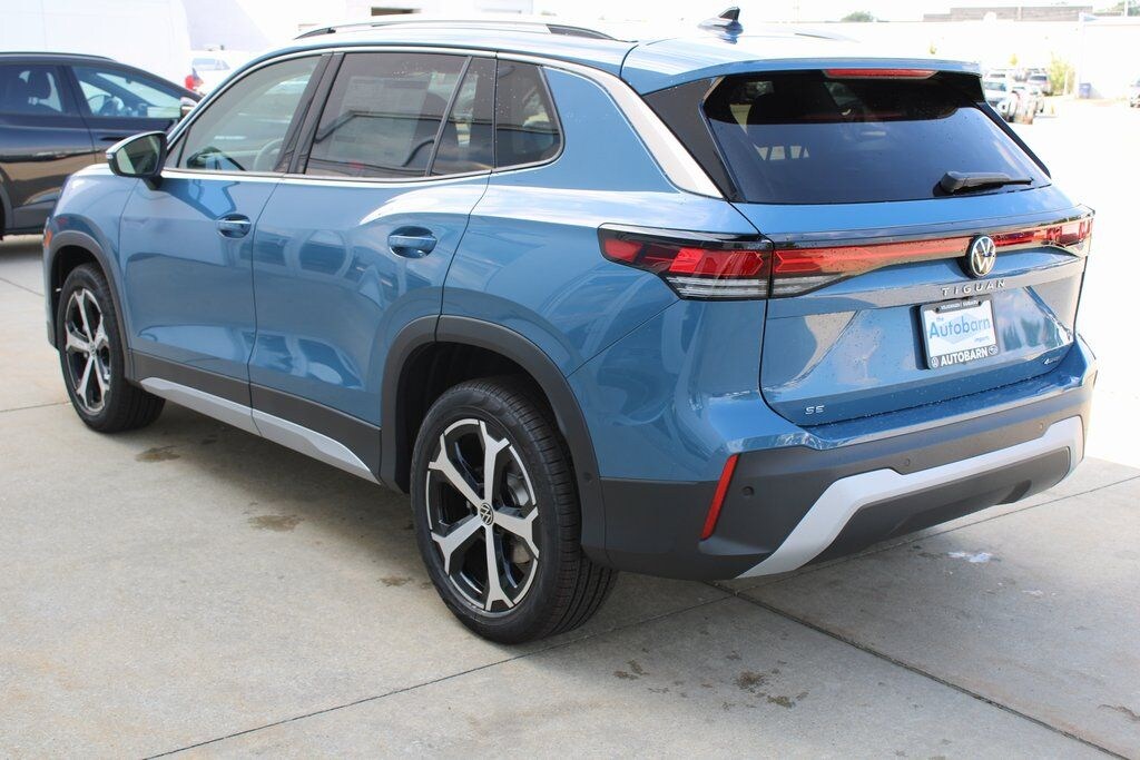 New 2026 Volkswagen Tiguan 2.0T SE SUV