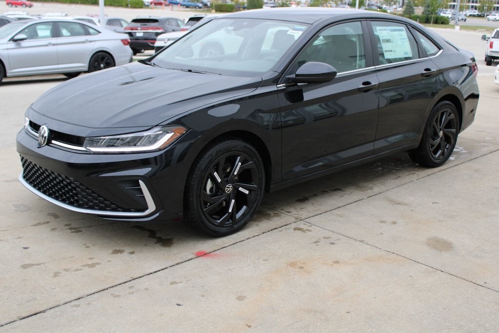 New 2026 Volkswagen Jetta 1.5T SE Sedan