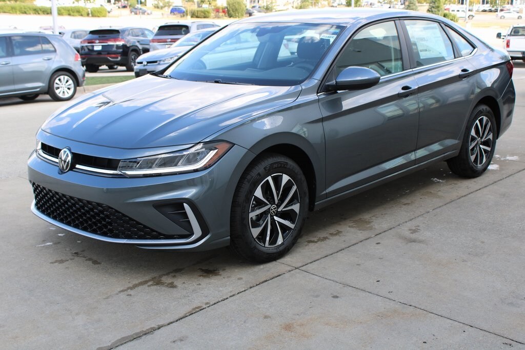 2026 Volkswagen Jetta 1.5T S photo 3