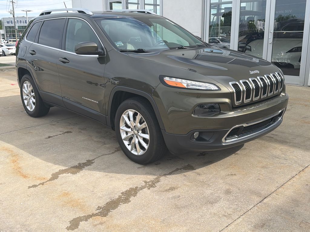 2015 Jeep Cherokee's photo