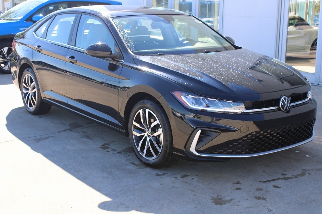 New 2026 Volkswagen Jetta 1.5T SE Sedan