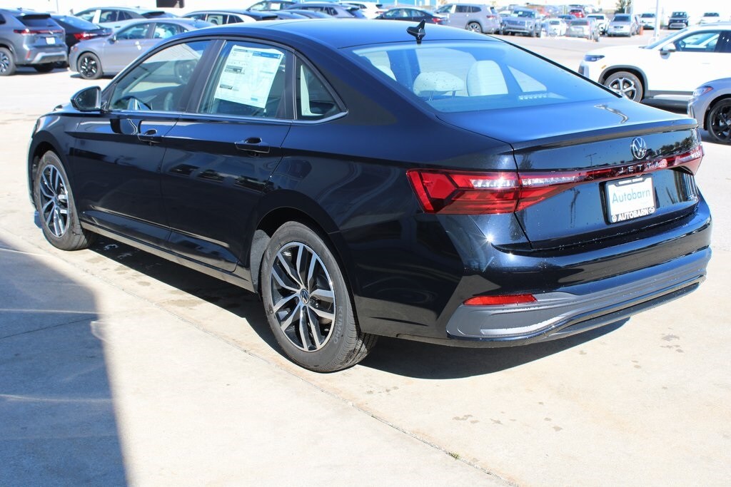New 2026 Volkswagen Jetta 1.5T SE Sedan