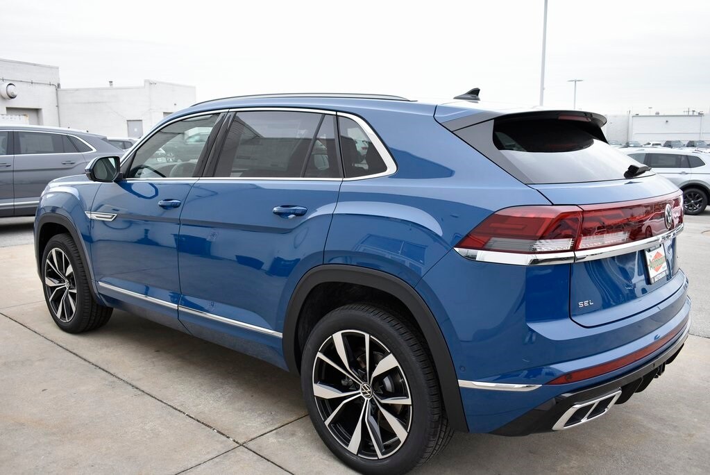 2025 Volkswagen Atlas Cross Sport SEL Premium R-Line photo 4