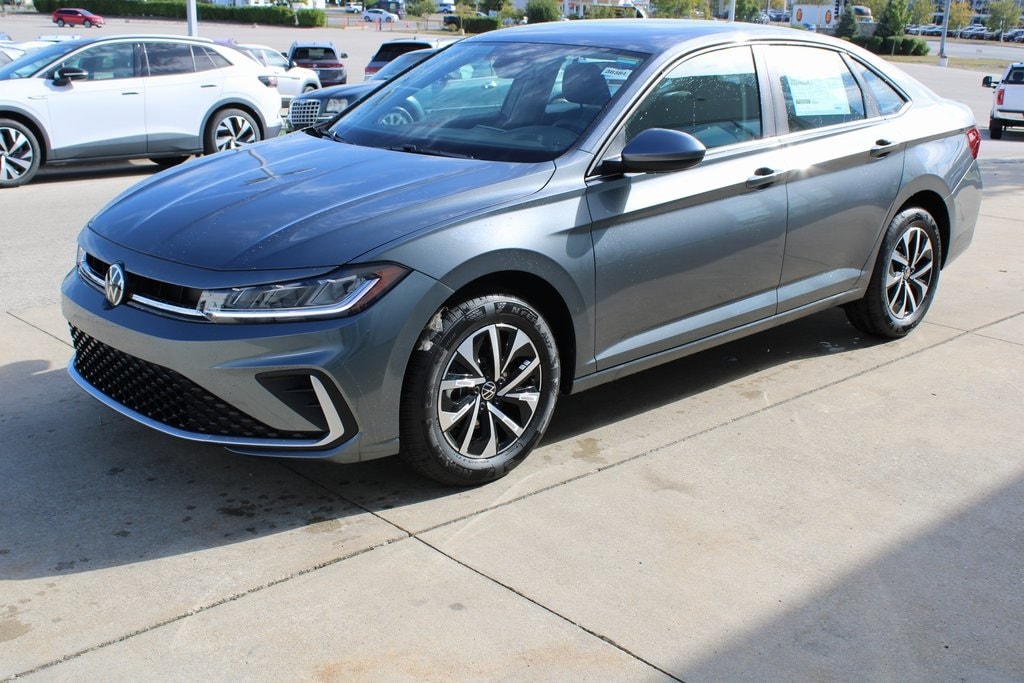New 2025 Volkswagen Jetta 1.5T S Sedan