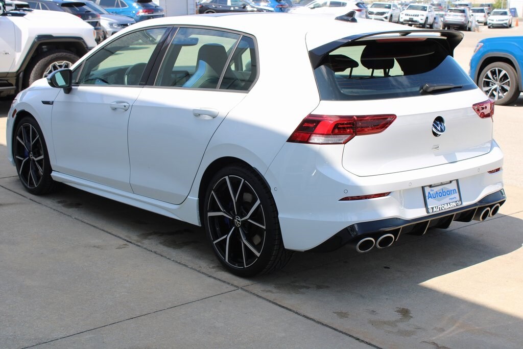 2023 Volkswagen Golf R photo 4