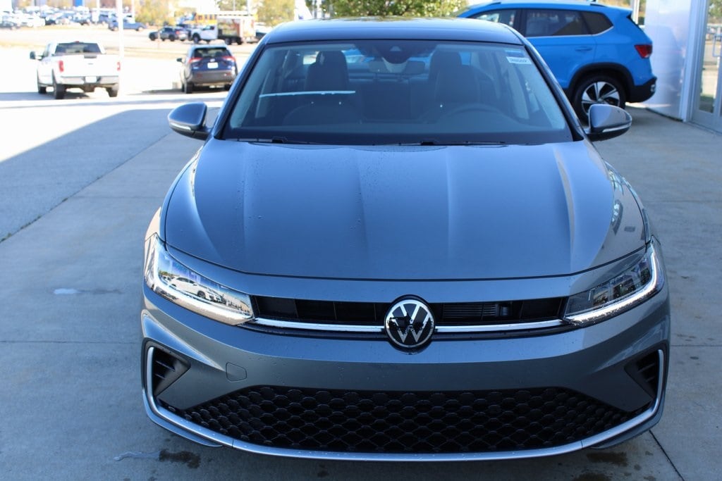 New 2026 Volkswagen Jetta 1.5T SEL Sedan