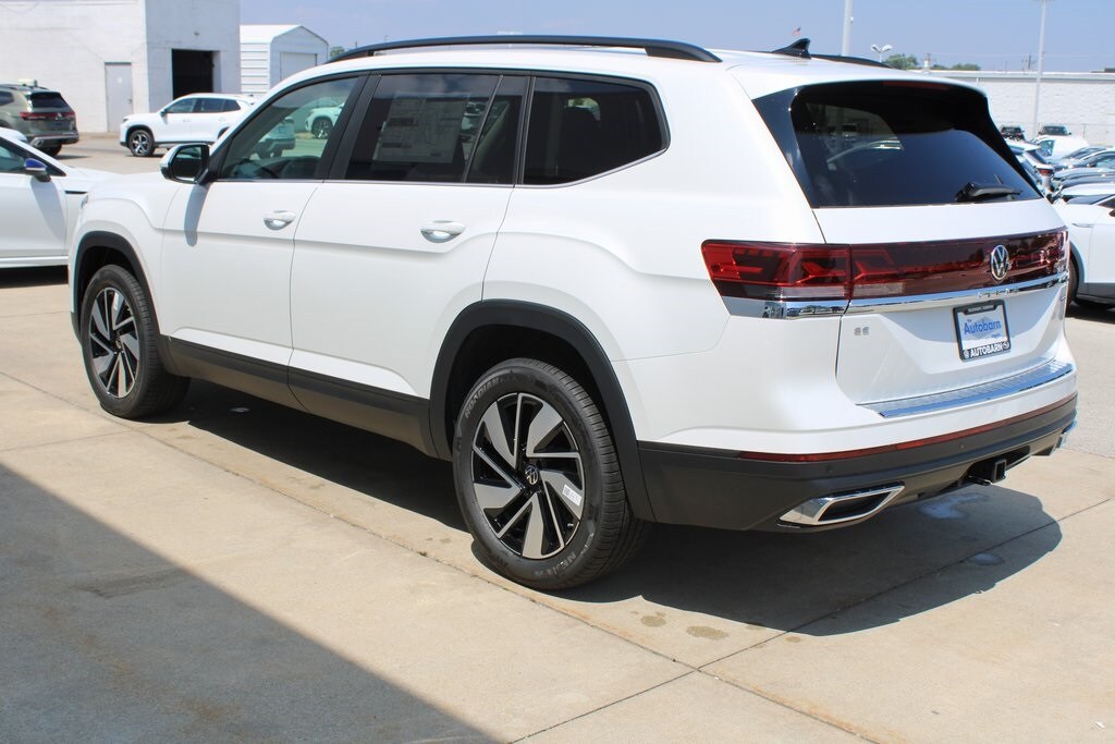 2026 Volkswagen Atlas SE Technology photo 4