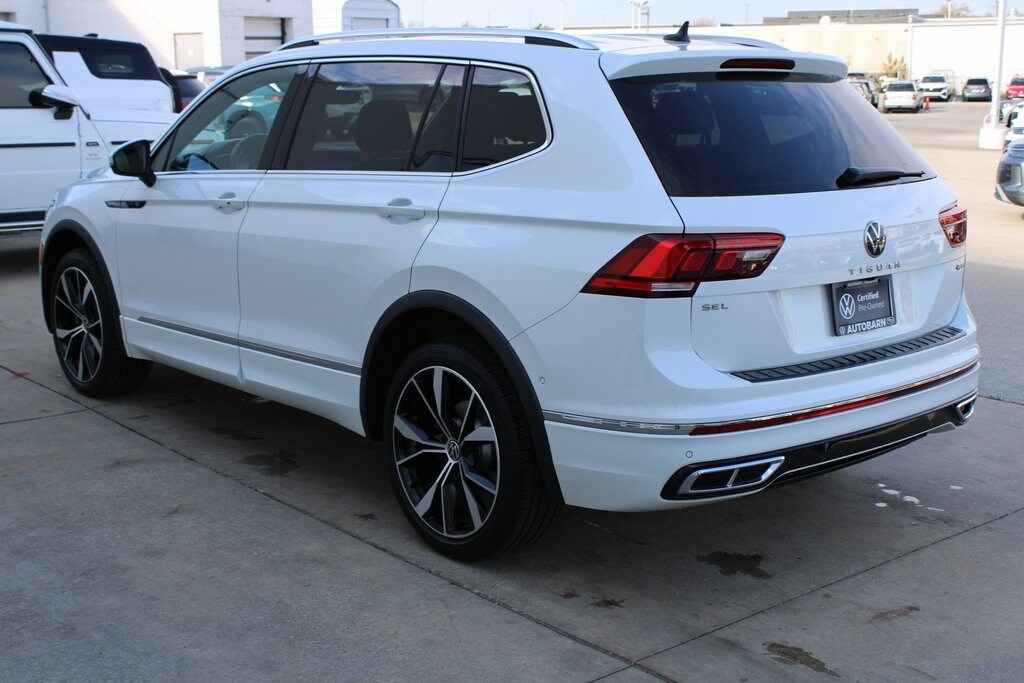 2022 Volkswagen Tiguan SEL Premium R-Line photo 4
