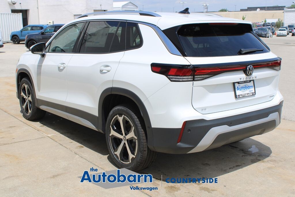 New 2026 Volkswagen Tiguan 2.0T SE SUV