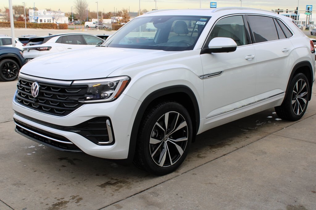 New 2026 Volkswagen Atlas Cross Sport 2.0T SEL Premium R-Line SUV