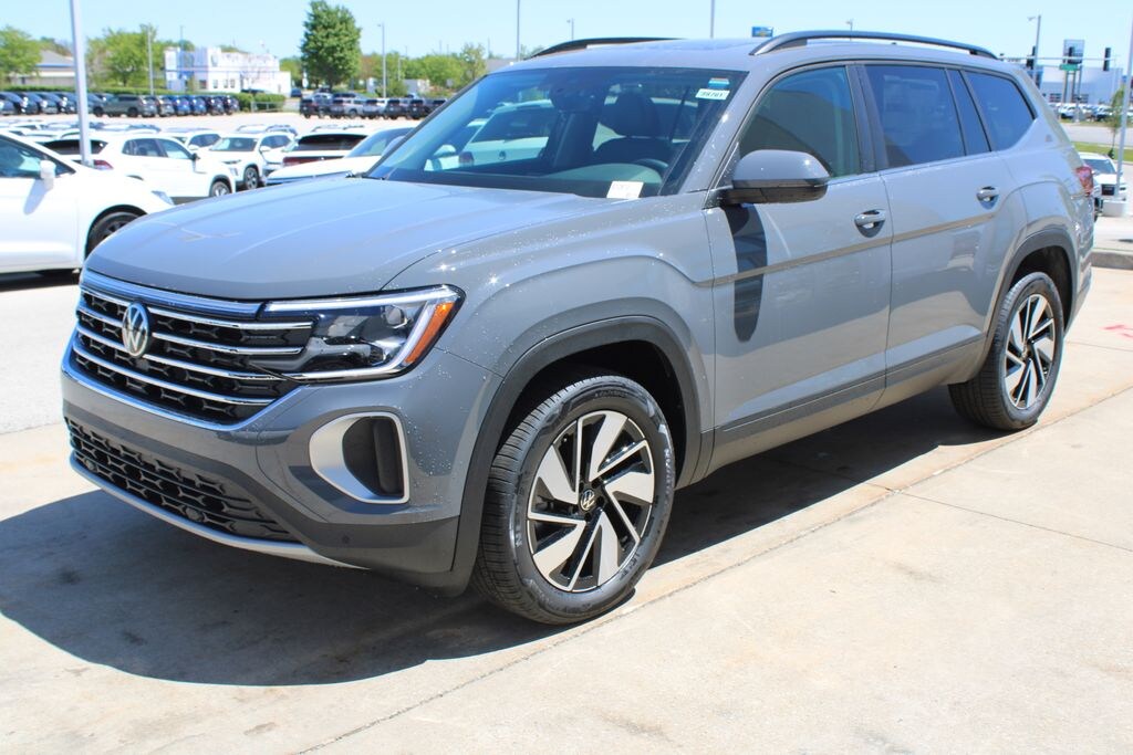 New 2026 Volkswagen Atlas 2.0T SE w/Technology SUV
