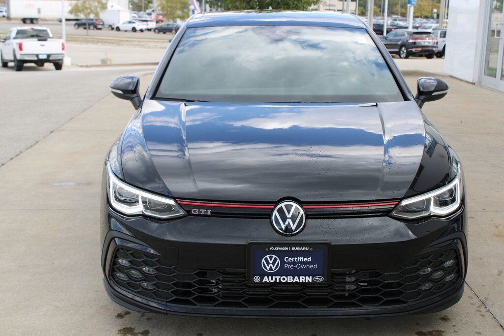 2023 Volkswagen Golf GTI S photo 2