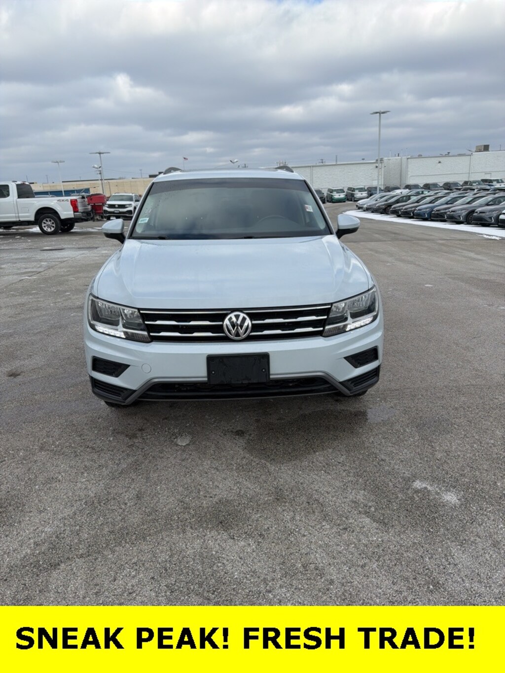 Used 2018 Volkswagen Tiguan 2.0T SE 4MOTION SUV