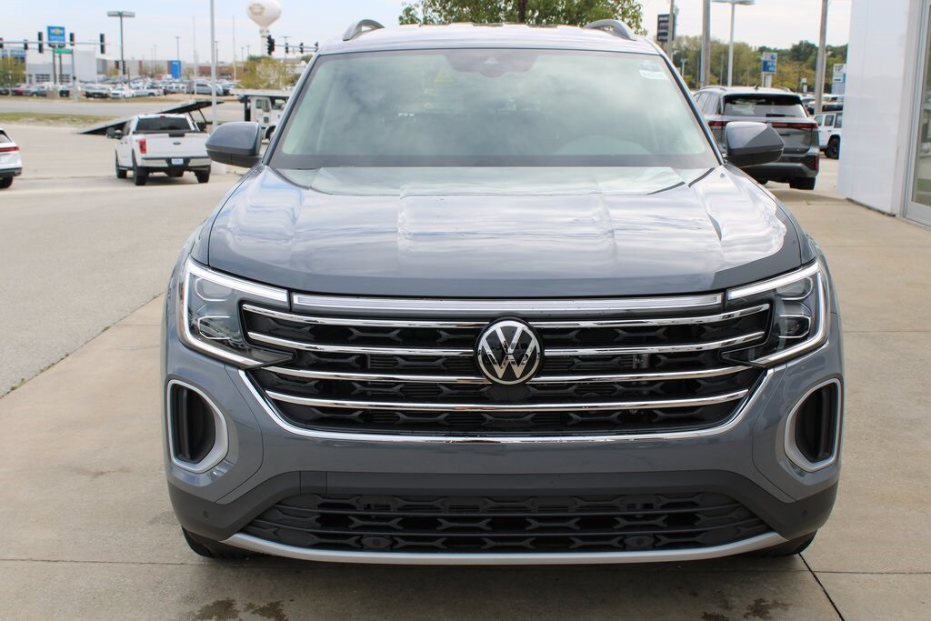 New 2026 Volkswagen Atlas 2.0T SE w/Technology SUV