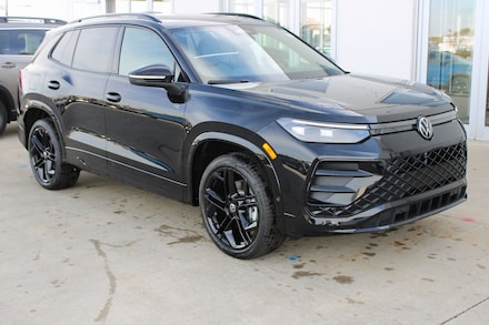 2026 Volkswagen Tiguan 2.0T SE R-Line Black SUV