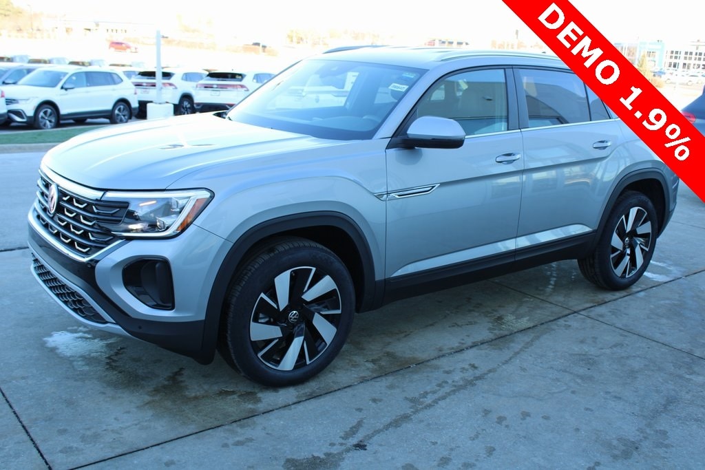 Used 2025 Volkswagen Atlas Cross Sport 2.0T SE w/Technology SUV