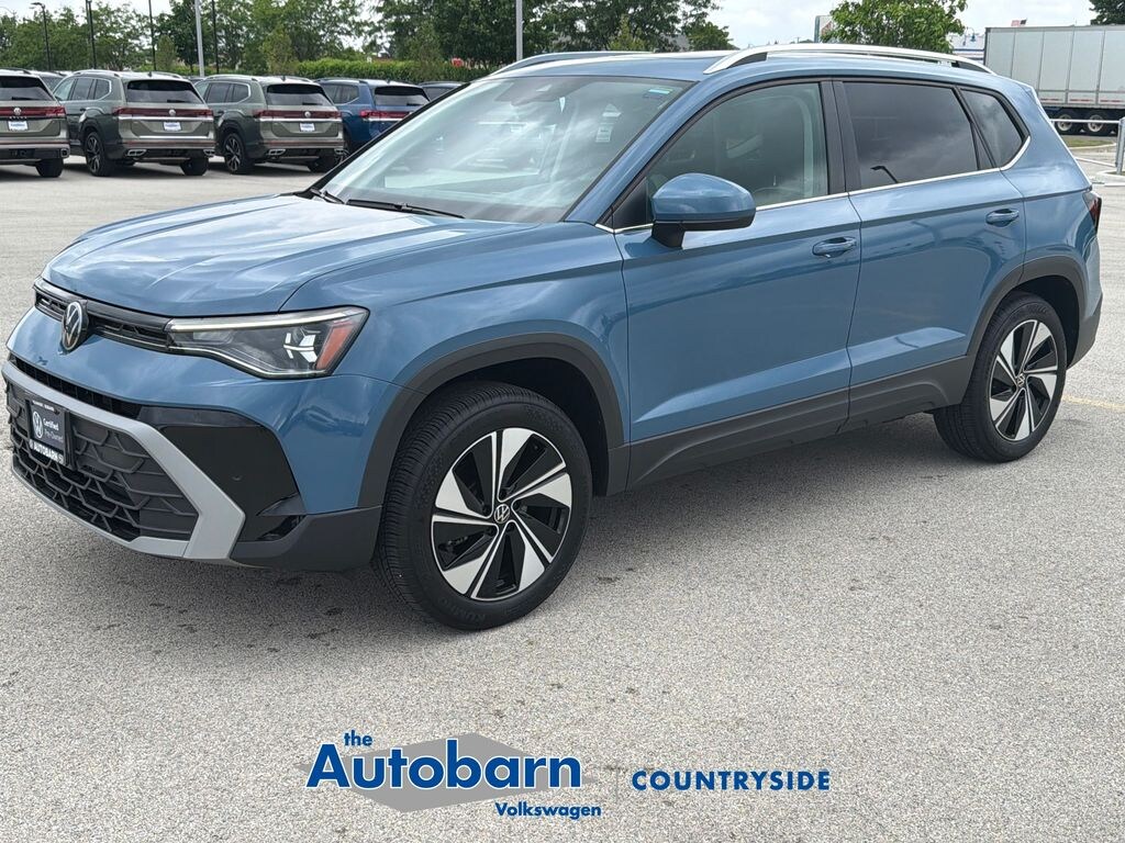 Certified 2025 Volkswagen Taos 1.5T SE SUV