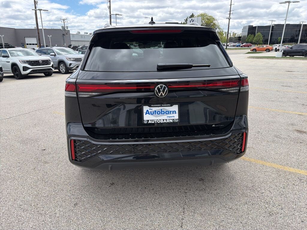 New 2026 Volkswagen Tiguan 2.0T SE R-Line Black SUV