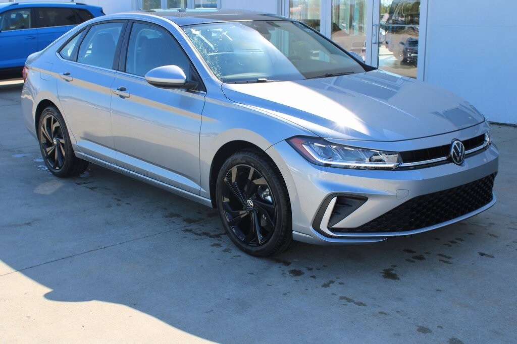 New 2026 Volkswagen Jetta 1.5T SE Sedan