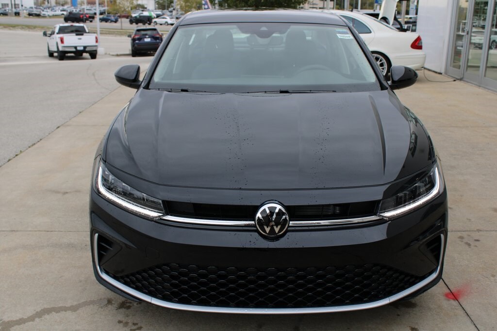 New 2026 Volkswagen Jetta 1.5T SE Sedan