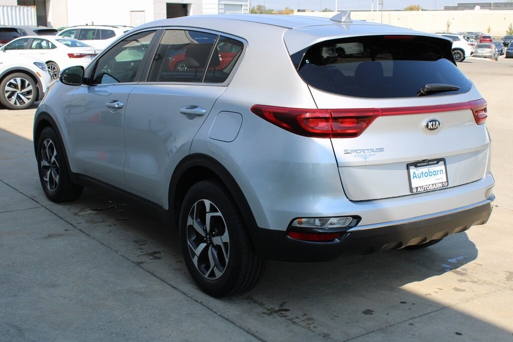 2020 Kia Sportage LX photo 3