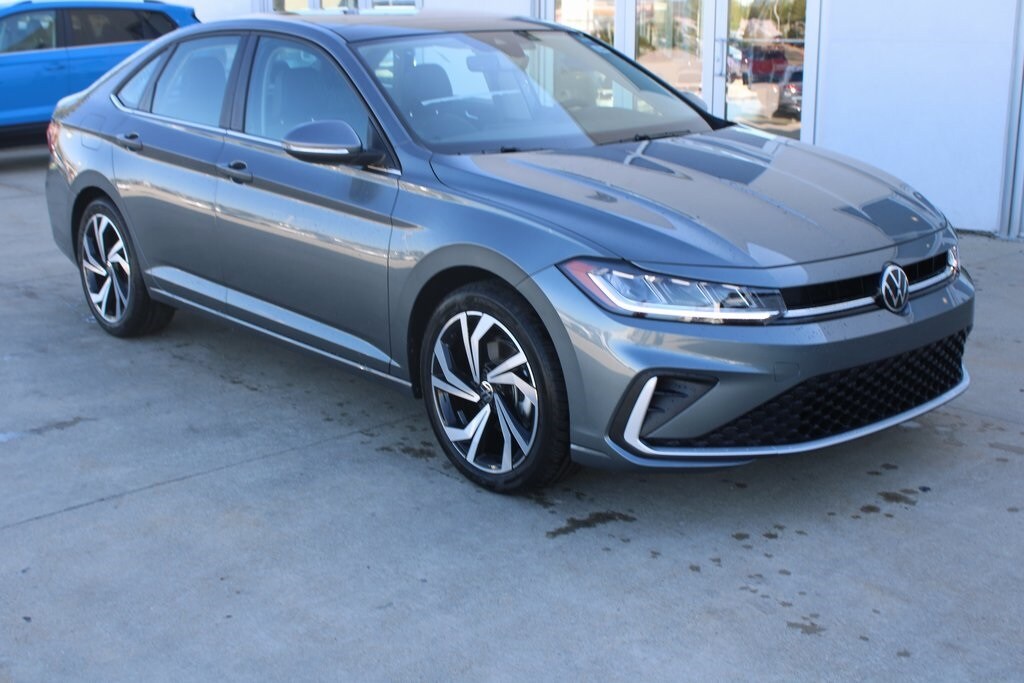 New 2026 Volkswagen Jetta 1.5T SEL Sedan