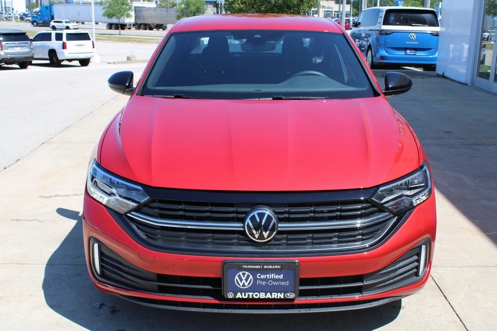 2024 Volkswagen Jetta 1.5T Sport photo 2