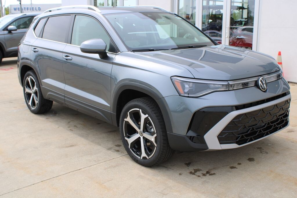 New 2026 Volkswagen Taos 1.5T SEL SUV